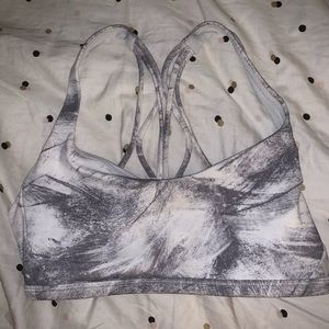 Lululemon Free To Be Zen Bra SIZE 2
